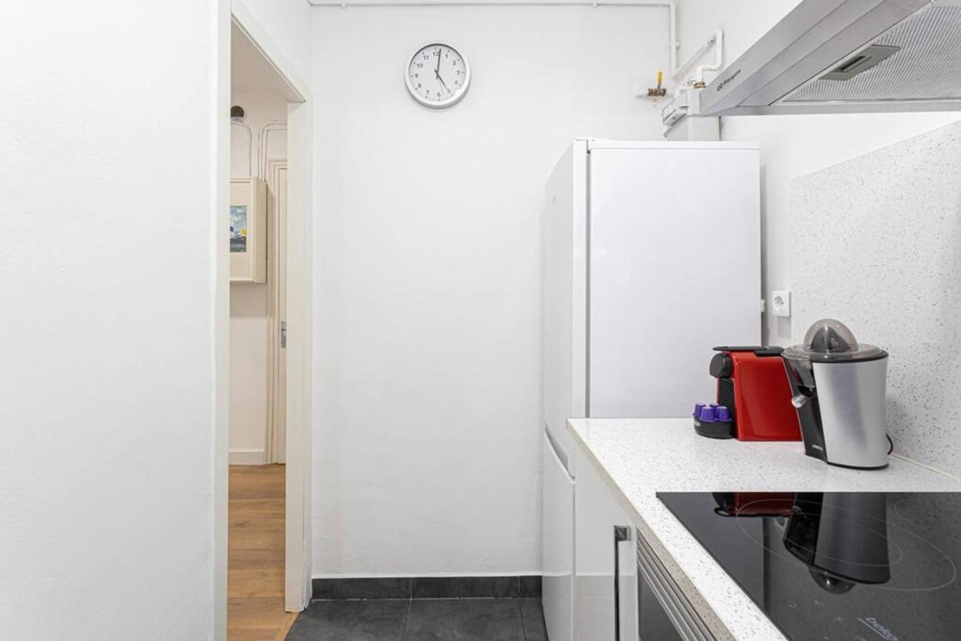 Bright 3Bdr Near To The Metro L'Hospitalet de Llobregat Exterior foto