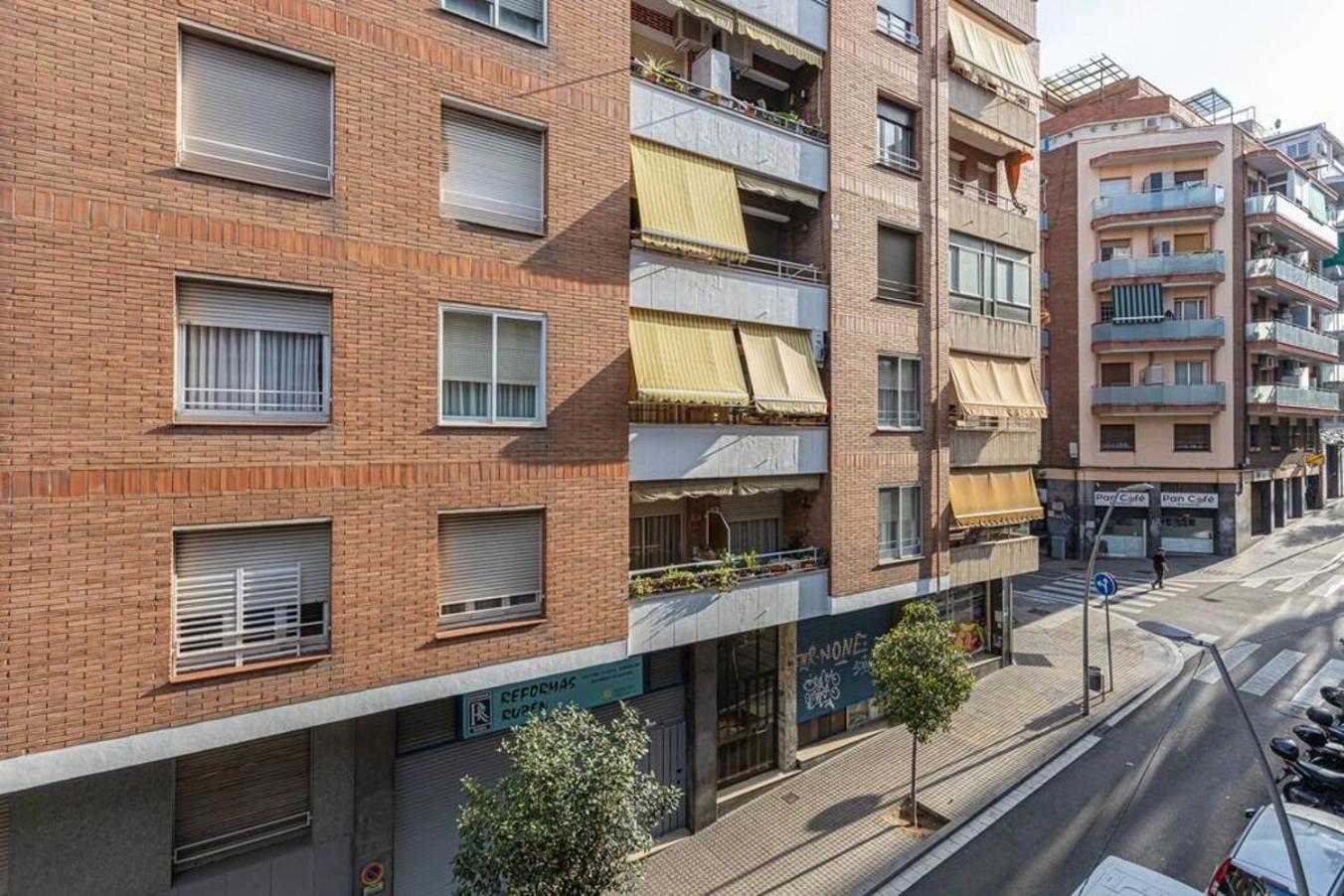 Bright 3Bdr Near To The Metro L'Hospitalet de Llobregat Exterior foto